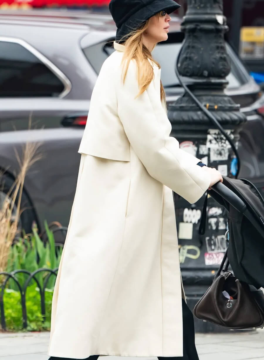Jennifer Lawrence Street Style 2026 Trench Coat