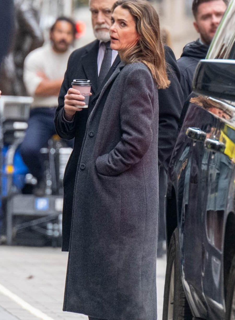 Keri Russell The Diplomat S04 Overcoat