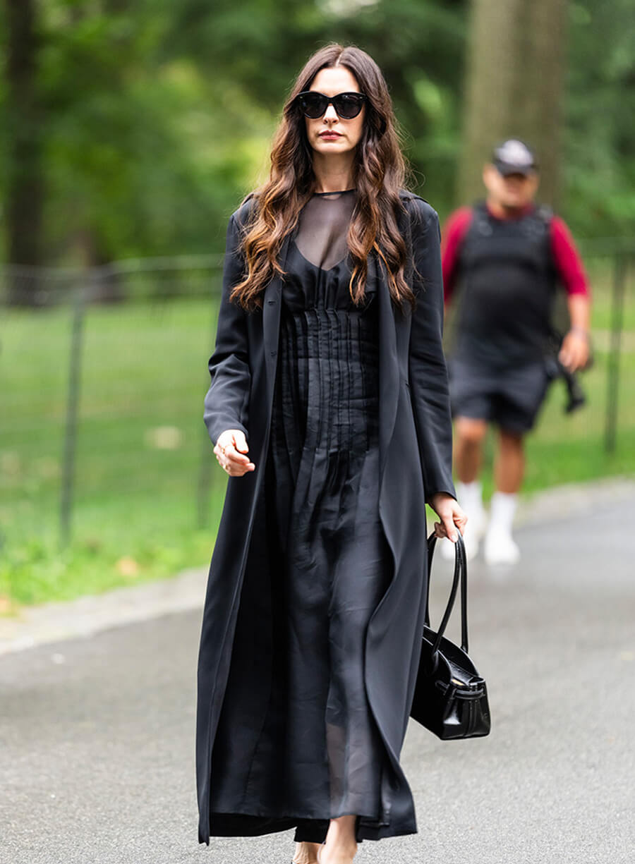 Anne Hathaway The Devil Wears Prada 2 Black Coat