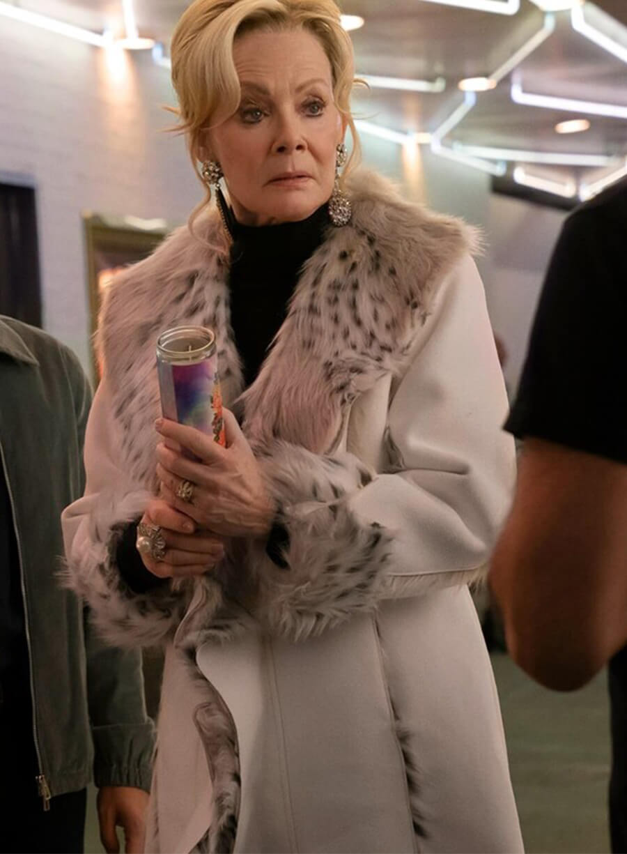 Jean Smart Hacks Fur Coat
