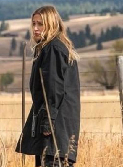 Summer Higgins Yellowstone S04 Jacket